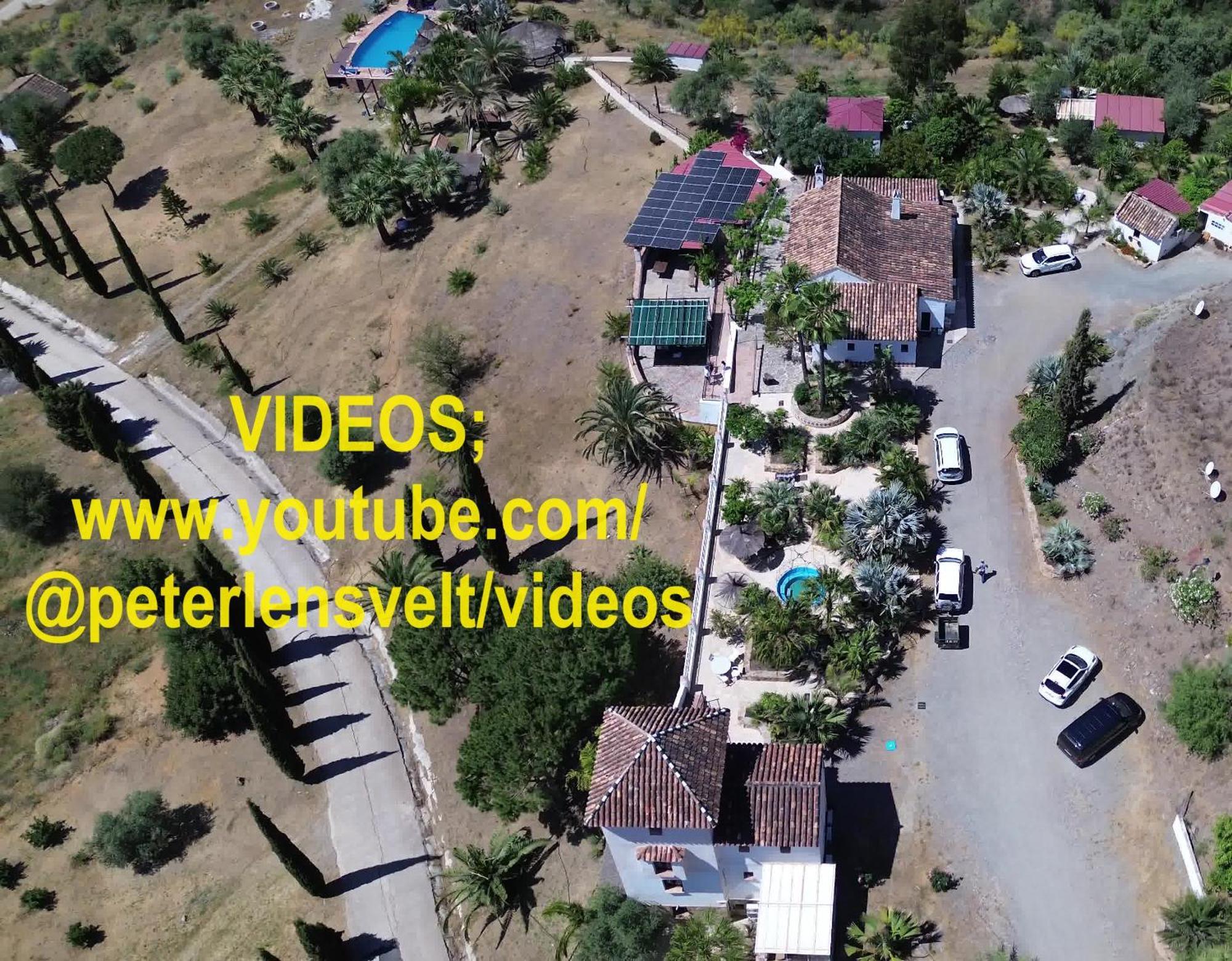 Tiny House 12M2 In Holiday Park With 55 M2 Pool Tolox Extérieur photo